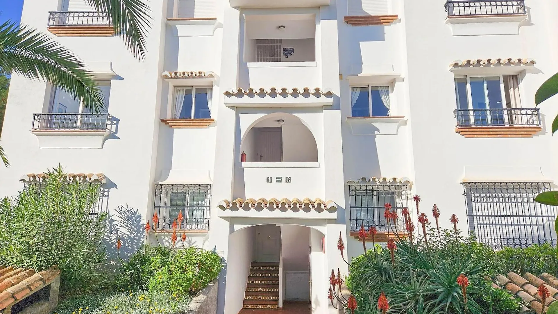 Two Bedroom Penthouse In Miraflores With Sea Views MIJAS COSTA
